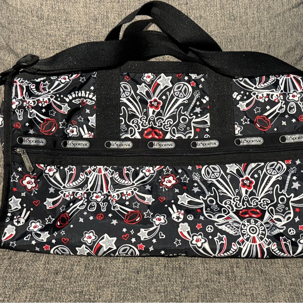 NWOT Lesportsac Weekend Boston Bag with Rock and Roll Pattern